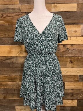 SHEIN Green Floral V-Neck Tiered Mini Dress